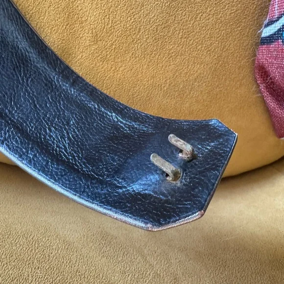 Leatherock Gold Ornate Belt with Decorative Medallions - Picture 9 of 10